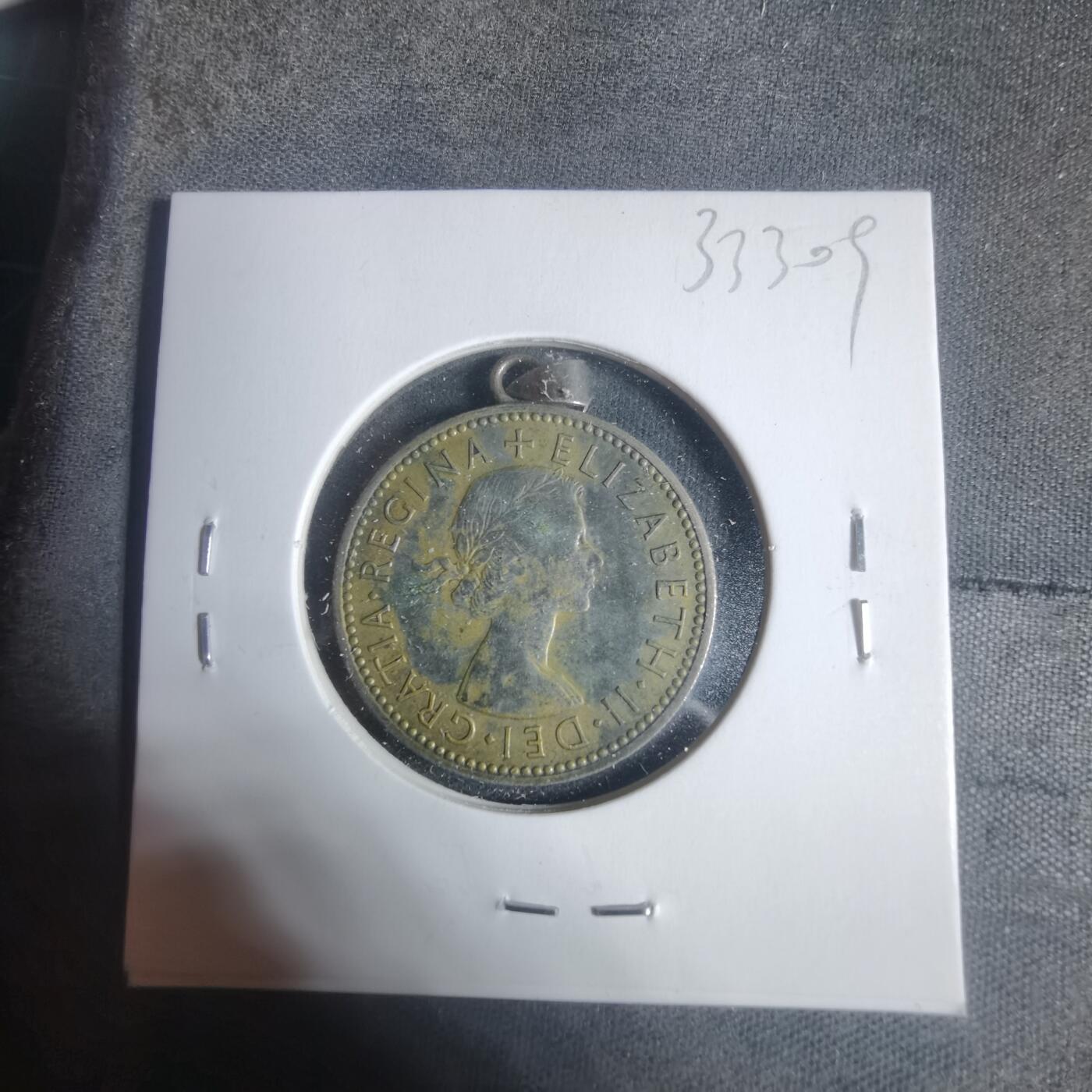 沼泽如烟--第933场 英国1961年1先令挂件