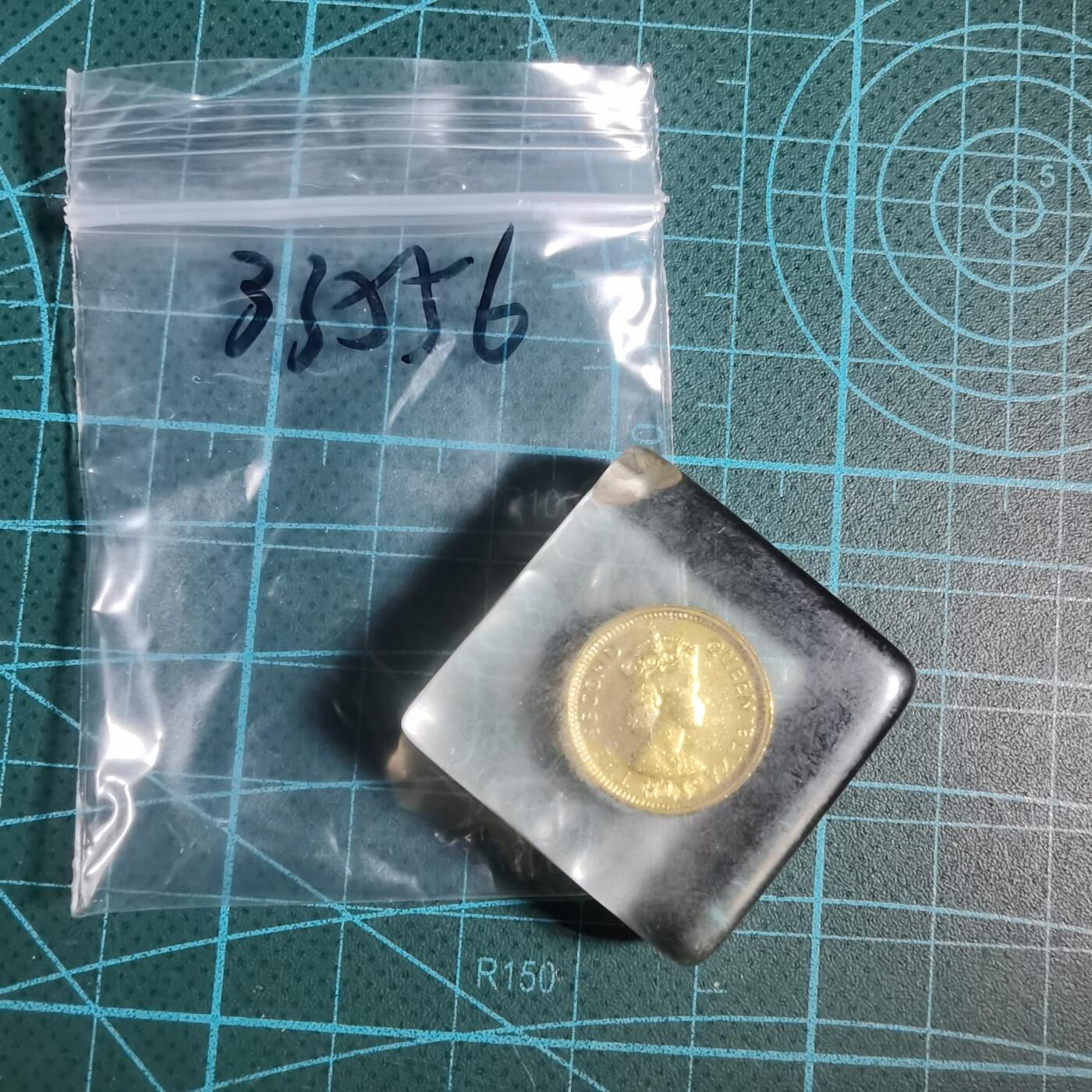 沼泽如烟--第933场 香港五仙树脂挂件