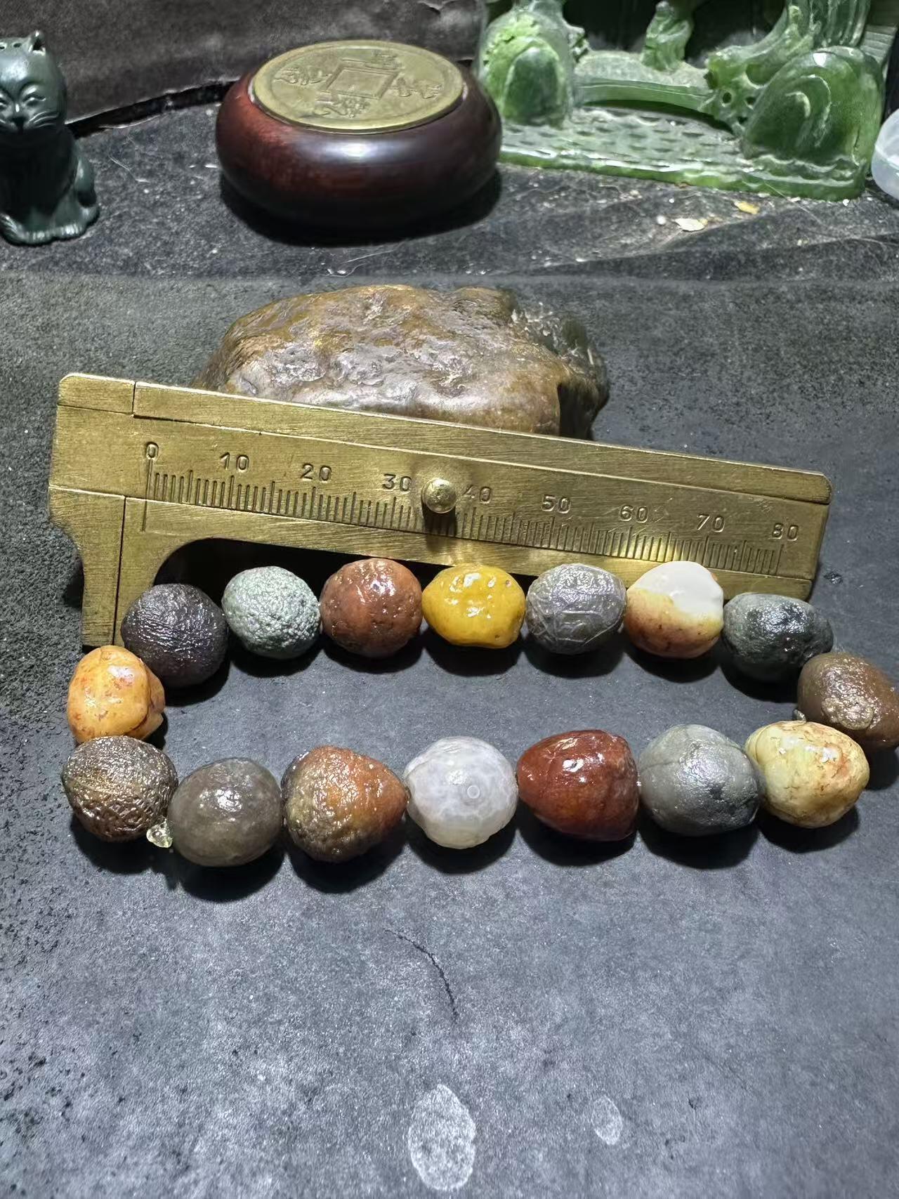 精美阿拉善多宝筋脉石原石手串一条，