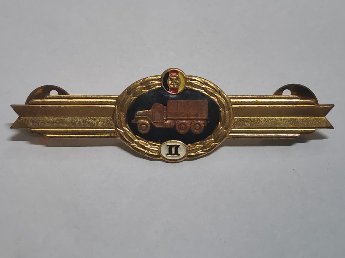 韵星假日拍卖第三十二期 -- Rimey Holidays Auction 32 民主德国二级汽车兵技能证章