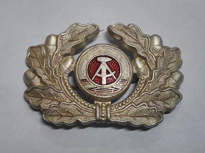 韵星假日拍卖第三十二期 -- Rimey Holidays Auction 32 - 民主德国军官帽徽
