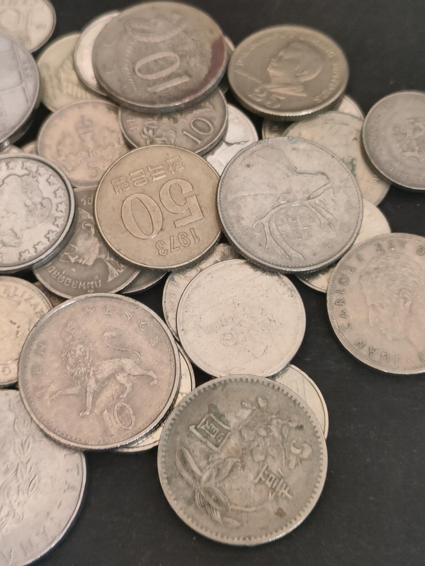 猩哥外币小铺➨【第209场】 钱币40个