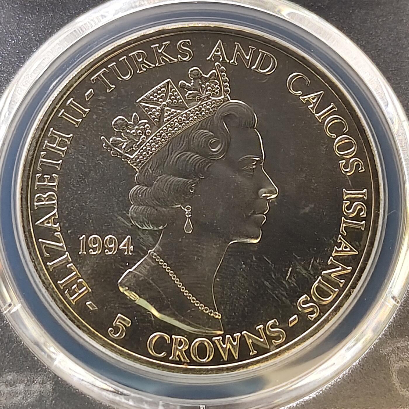 【全场包邮】纯粹捡漏拍487场（免费代拍第24场） 【收藏级·冠军分】特克斯和凯克斯群岛1994年5克朗D-DAY日50周年艾森豪威尔精制纪念币-PCGS MS66