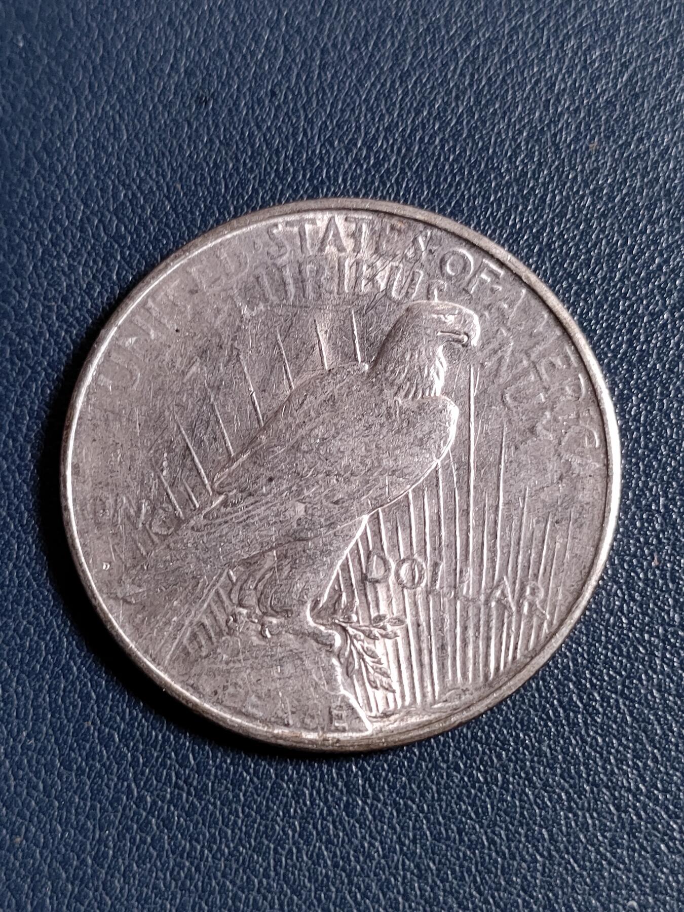 1926年美国D版自由女神/和平鹰一美元银币