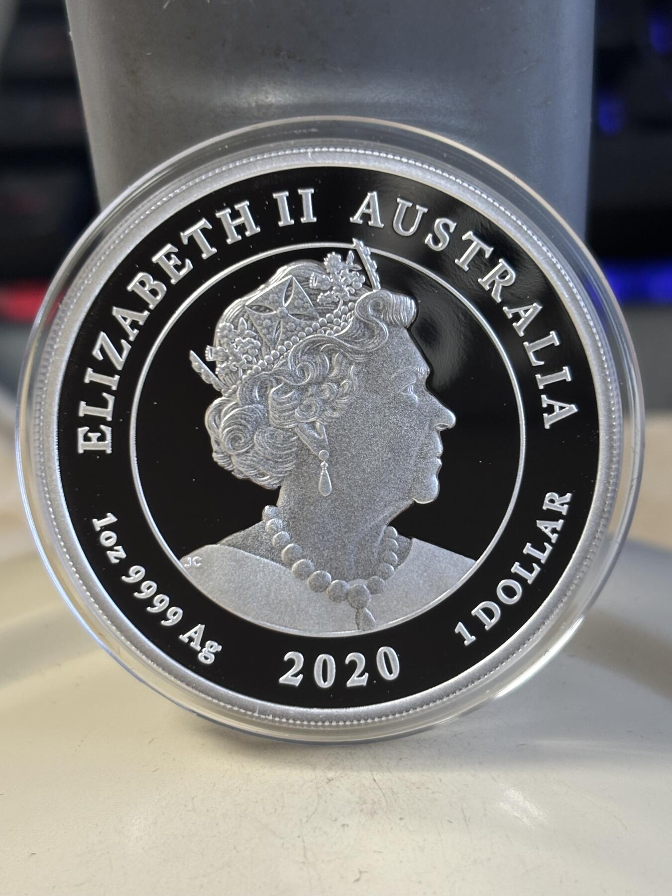 第186期拍卖 澳大利亚2020年双龙戏珠1盎司精制纪念银币，9999银，发行2500枚