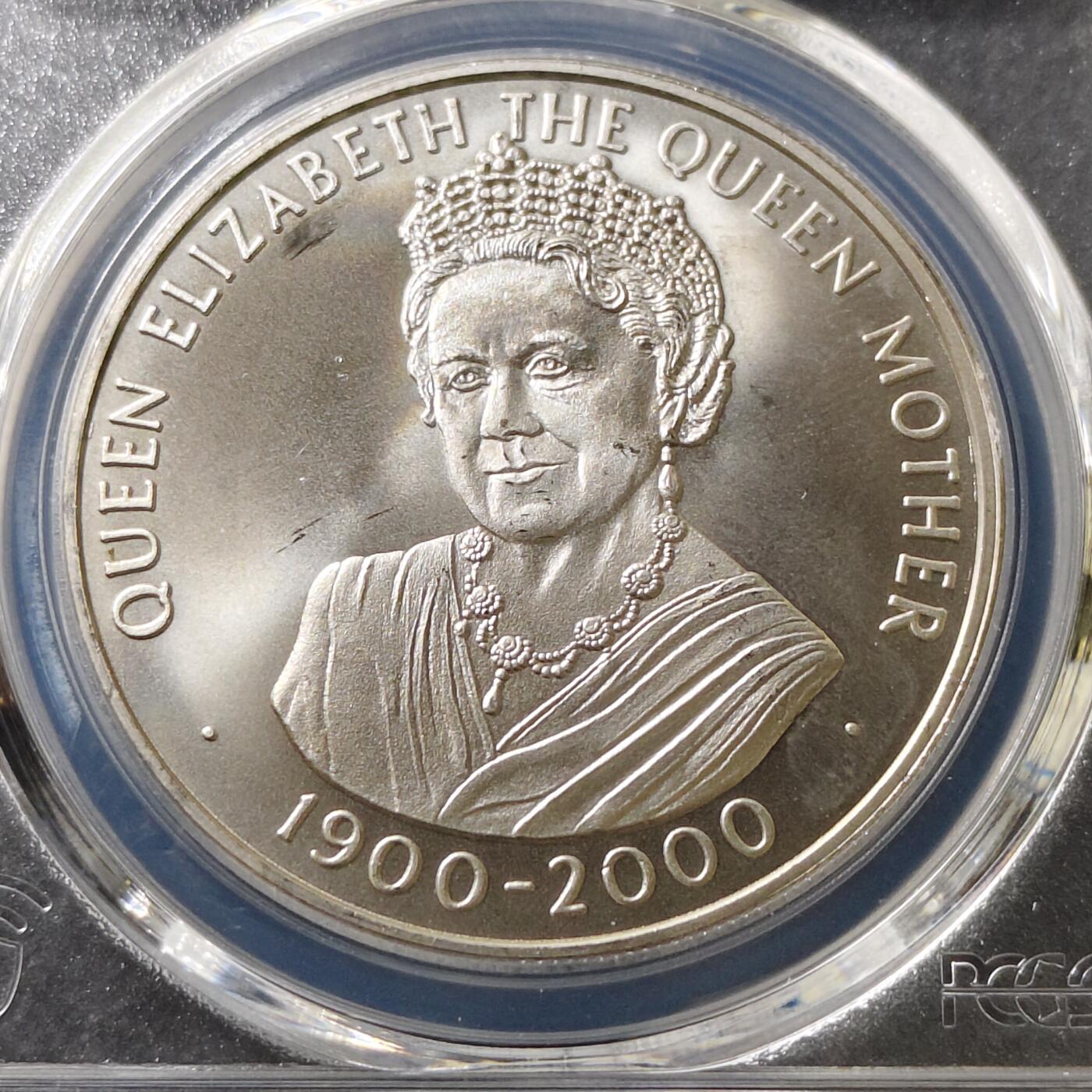 【全场包邮】纯粹捡漏拍487场（免费代拍第24场） 【收藏级·冠军分】阿松森群岛2000年50便士女王母亲伊丽莎白皇太后诞生100周年纪念币-PCGS MS67
