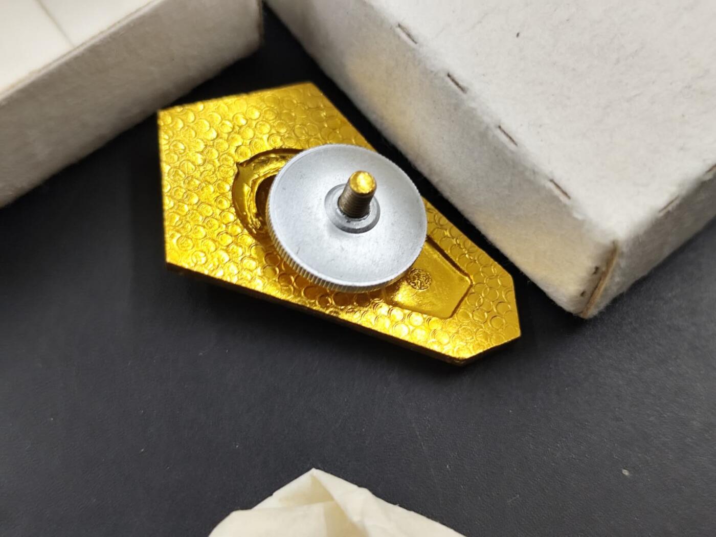 12月13日徽章钱币专场