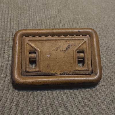 【第叁場】近代勋奖章徽章服饰杂项专场 - 抗战胜利—四六式常礼服外腰带扣头