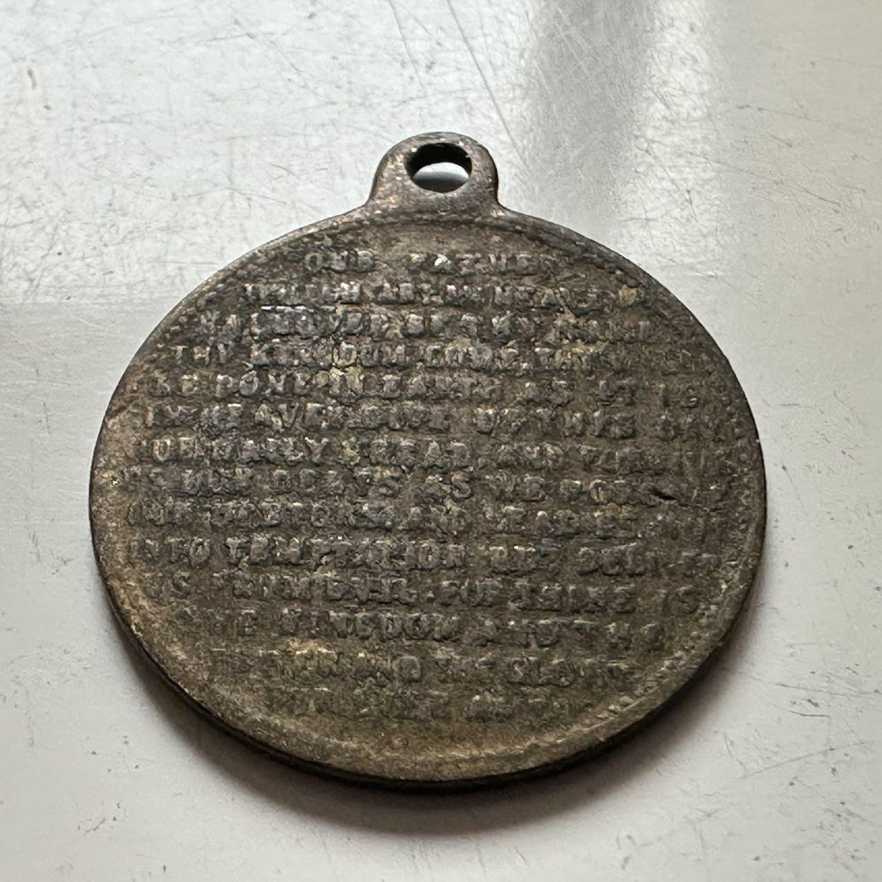 🌹外币初藏🌹🐯2025年第141场  每周二四六晚8️⃣点 接代拍 基督十字护身符护佑牌 15.9毫米