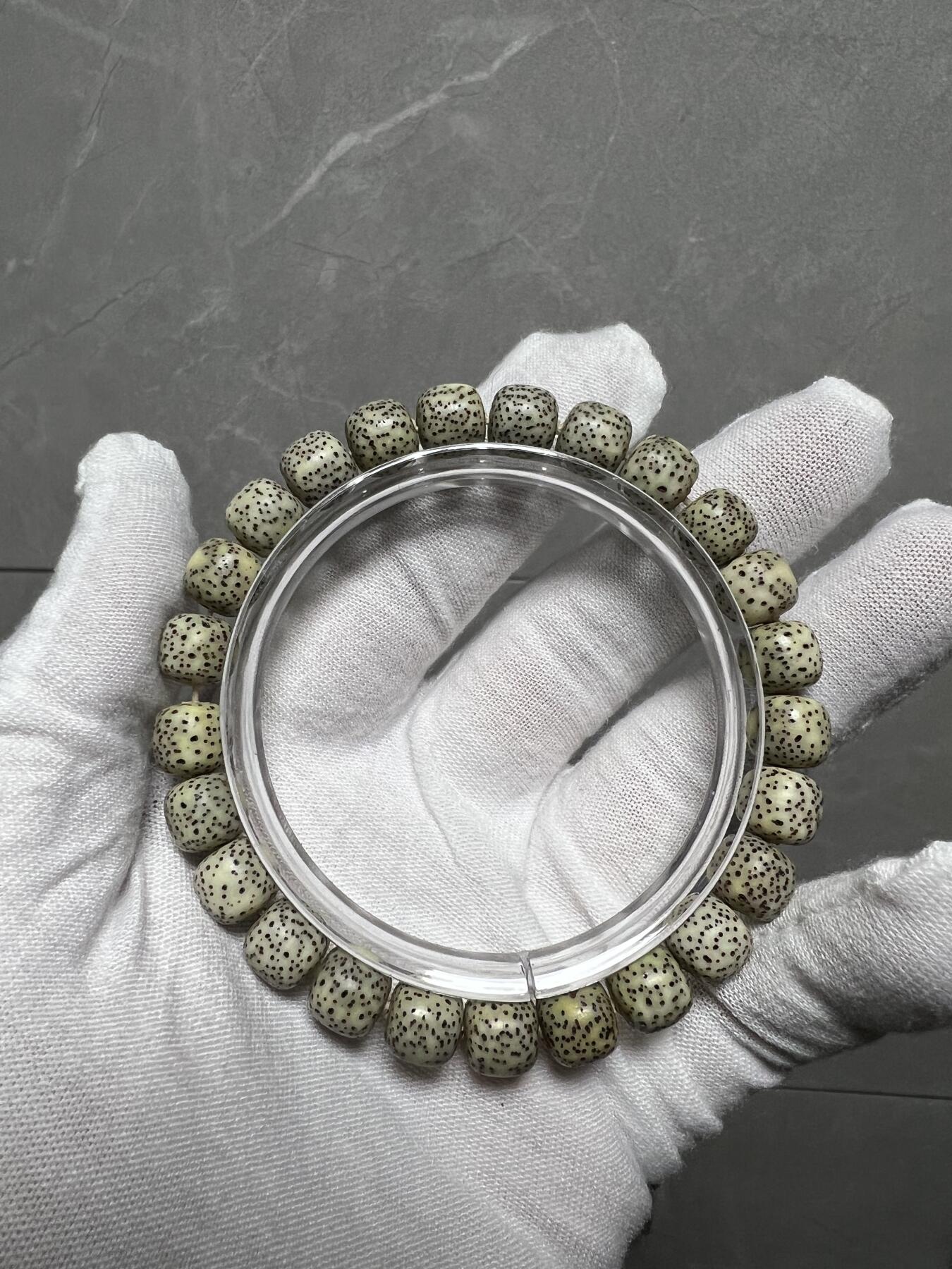 零元拍：W1-1海南纯原生态星月菩提手串，苹果珠8/9MM左右