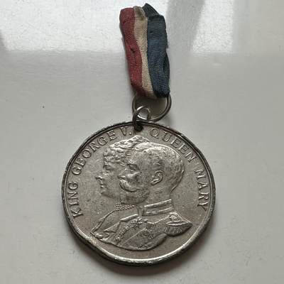 🌹外币初藏🌹🐯2025年第141场  每周二四六晚8️⃣点 接代拍 - 英国1935年乔治五世银禧纪念章 锡制 38.5毫米19.8克