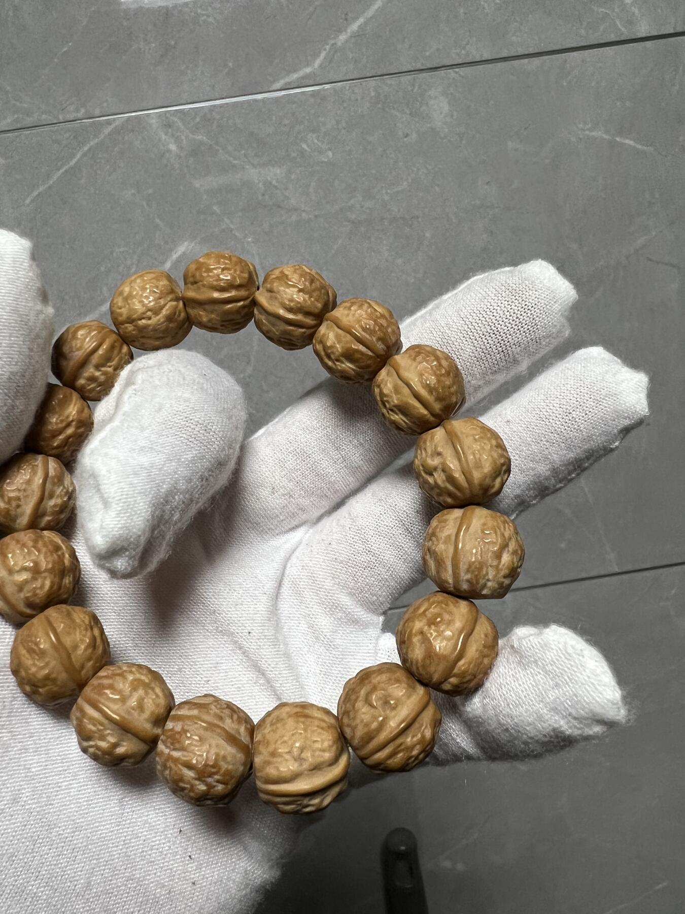 零元拍：W1-10精工猴头核雕手串15MM，润到没朋友