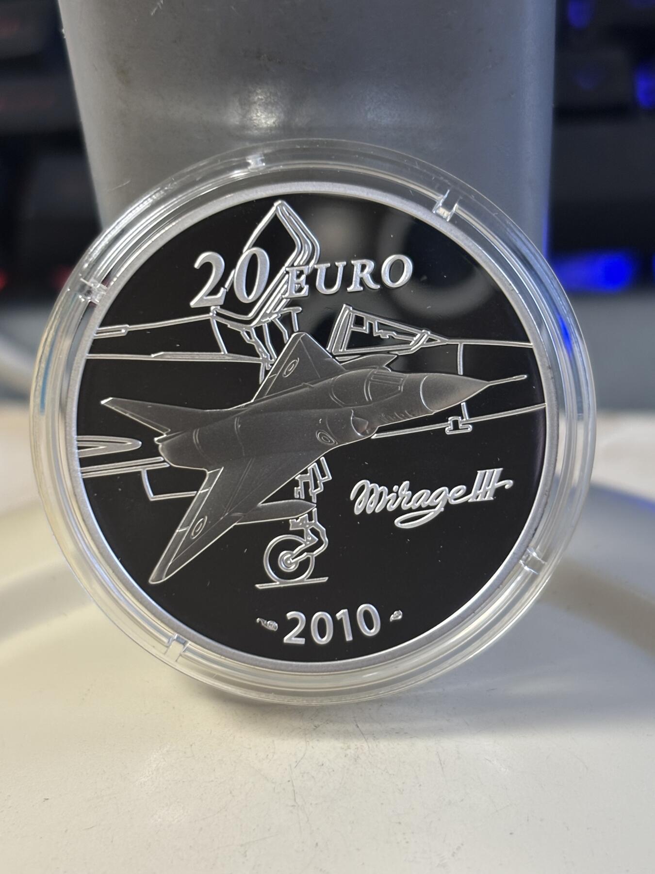 第186期拍卖 法国2010年马塞尔•达索飞机研制精制加厚纪念银币，900银，44.4克，发行2000枚