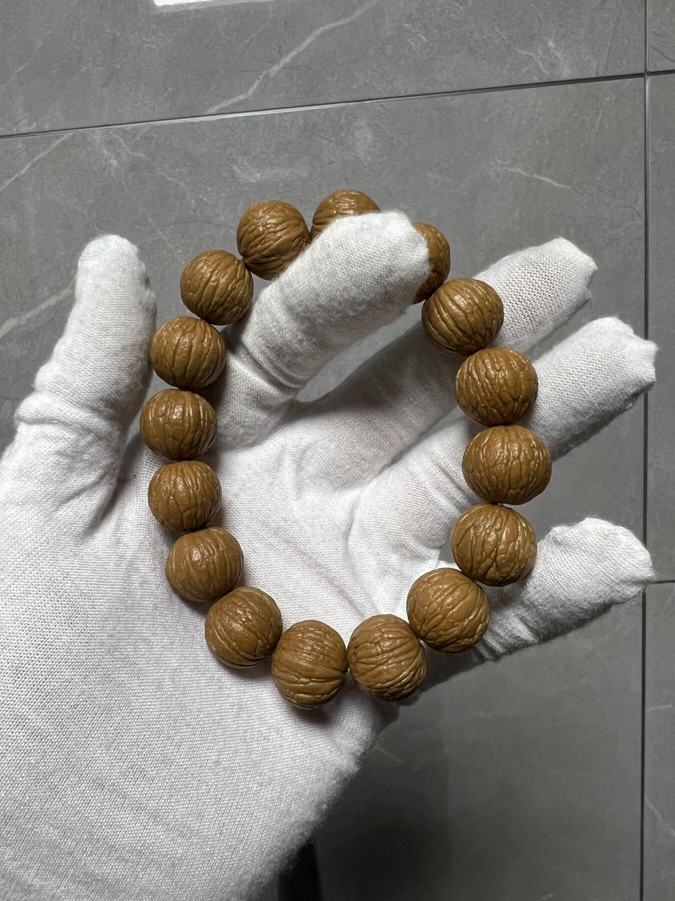 零元拍：W1-7猴头凤羽15.5MM原生态手串，已做打底保养