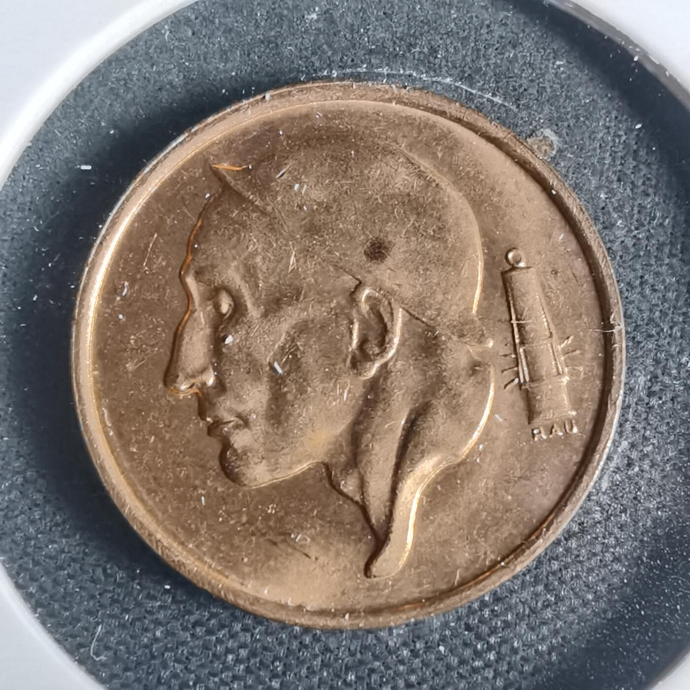 沼泽如烟--第933场 比利时1965年50分