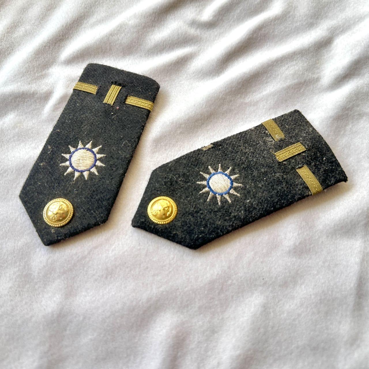 【第叁場】近代勋奖章徽章服饰杂项专场 民国海军白甲肩章