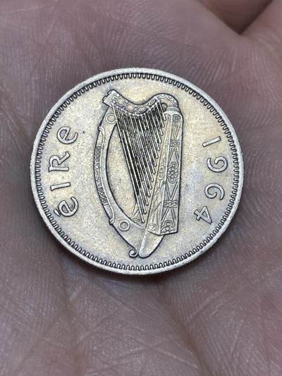 2025年第一百三十六场(总第一百六十二场）外国好品纸夹散币场(免佣金) - 爱尔兰🇮🇪1964年1先令(共和国时期第一套第二版)