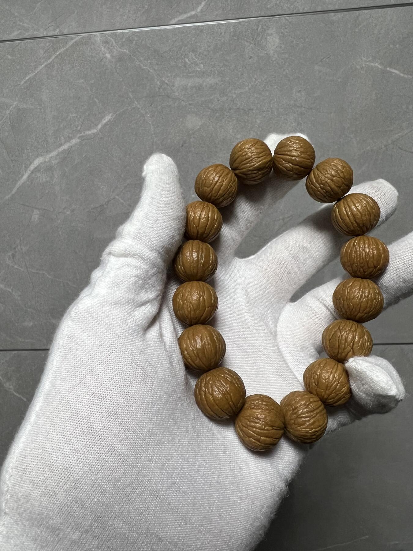 零元拍：W1-7猴头凤羽15.5MM原生态手串，已做打底保养