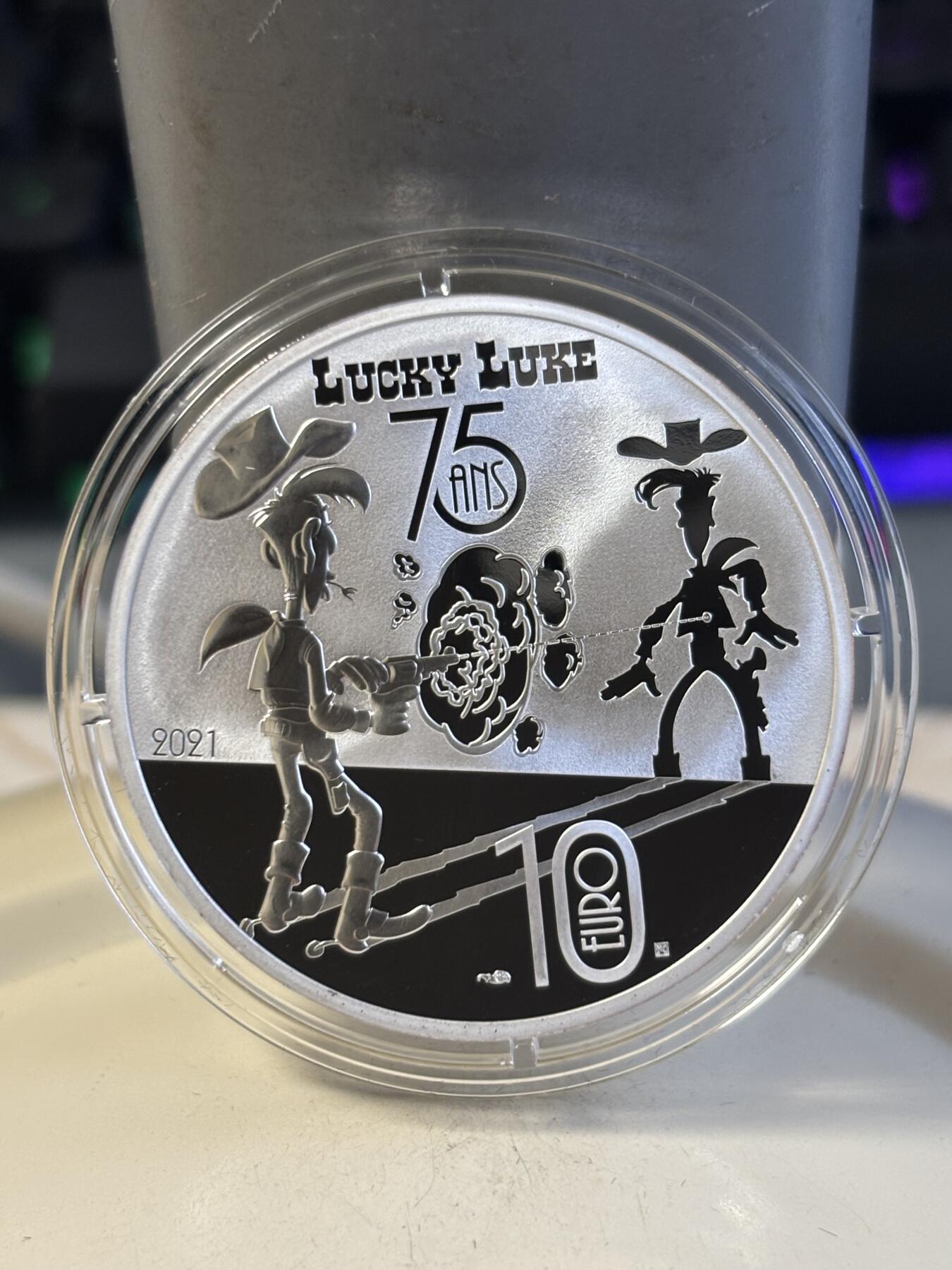 第186期拍卖 法国2021年幸运的路克75周年高棉牛仔10欧元纪念银币，999银，22.2克，发行3000枚，有氧化