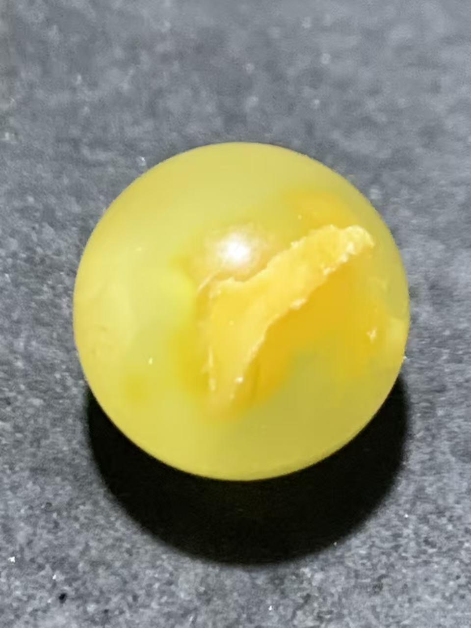 天然俄料原矿蜜蜡通货圆珠一颗