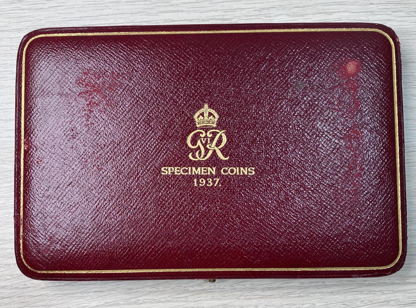 万国钱币拍卖第057期（万国冬季大拍） 1937英国乔治六世登基15枚套币 老藏家出品 手写标签 克朗已评级 全套原味状态