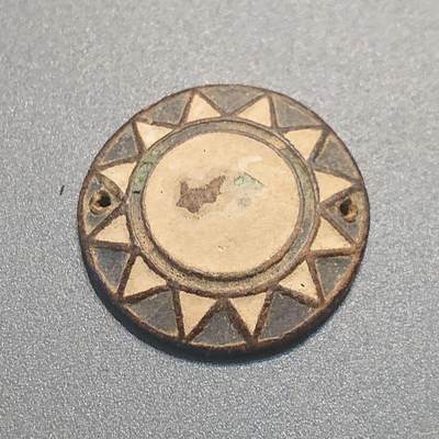 【第叁場】近代勋奖章徽章服饰杂项专场 - 【御辱于外】抗战远征军珐琅彩帽徽一枚