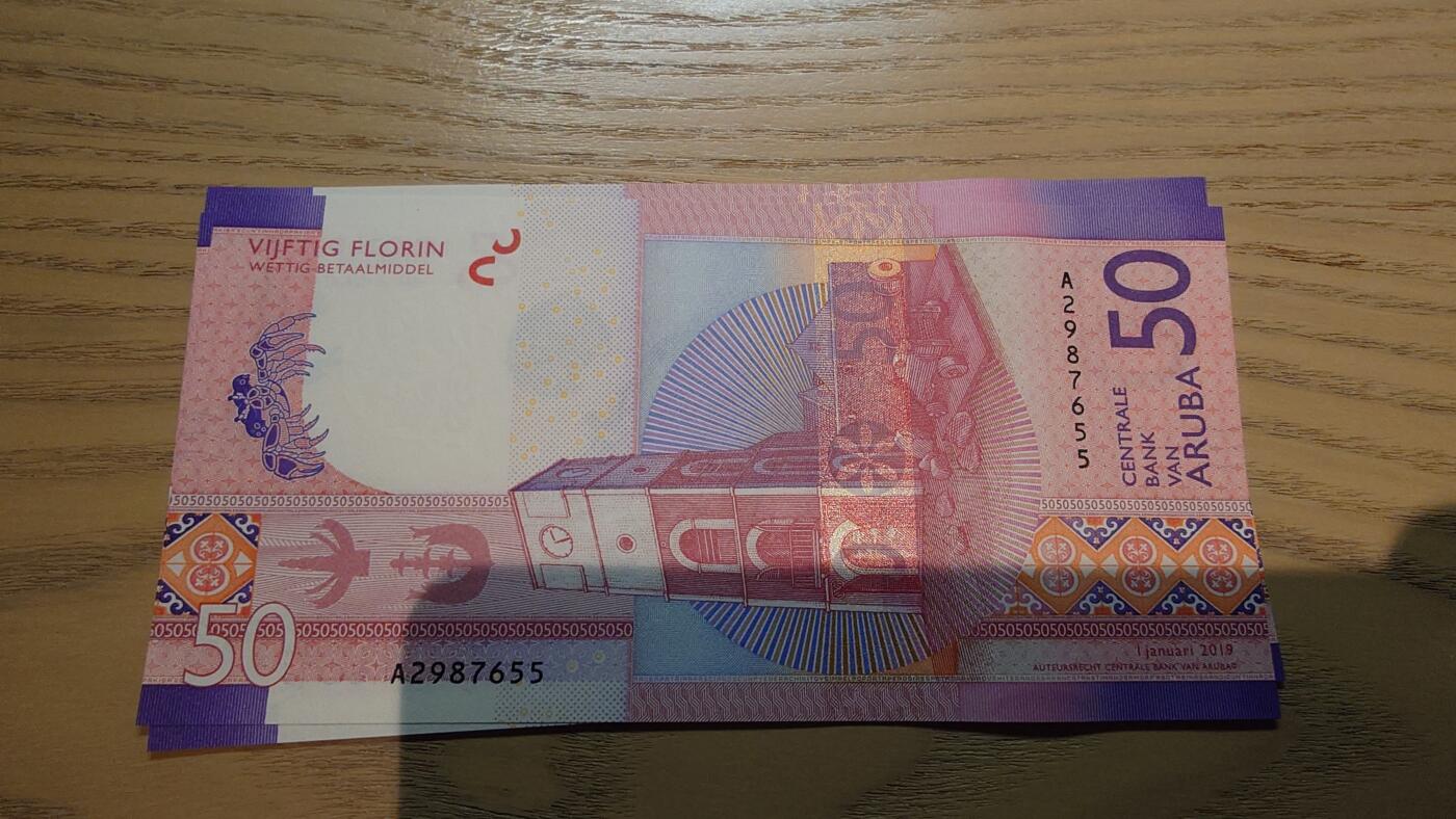 世界钱币～微拍第220期暨2025年第60期  最新货品（群里先挑剩）选购 2019年阿鲁巴50元 全新绝品无4尾号7655