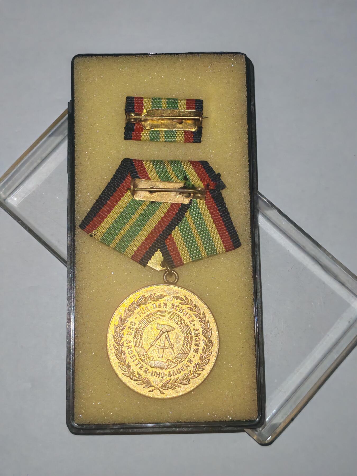 韵星假日拍卖第三十二期 -- Rimey Holidays Auction 32 民主德国金级人民军圆满服役奖章带原盒略 极品高等级