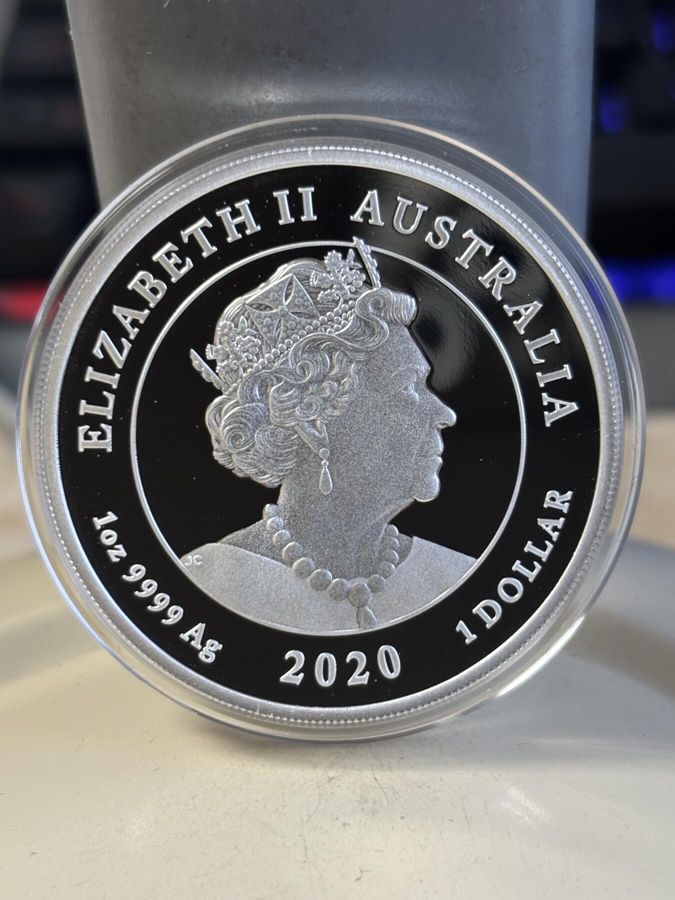 第186期拍卖 澳大利亚2020年双龙戏珠1盎司精制纪念银币，9999银，发行2500枚