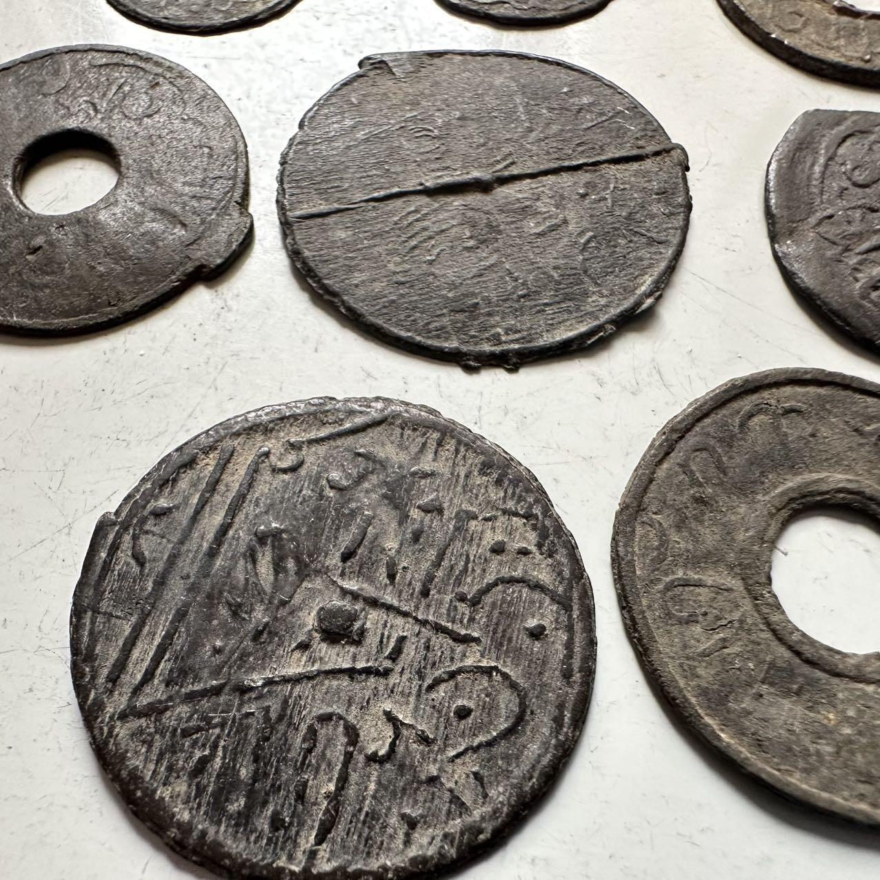 🌹外币初藏🌹🐯2025年第141场  每周二四六晚8️⃣点 接代拍 南洋早期爪哇马六甲吉兰丹锡币一组