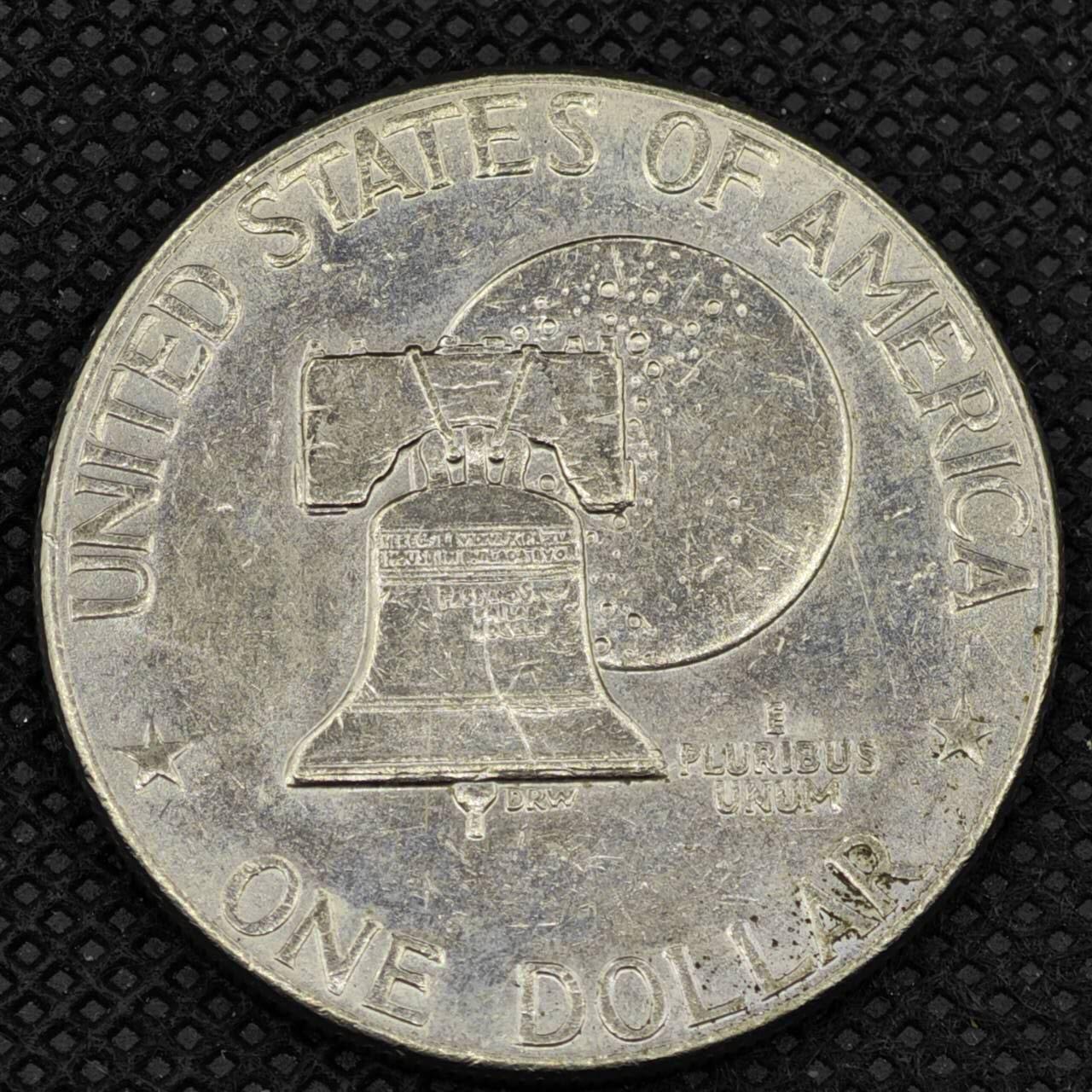 【淘币小摊】限时拍第八百三十二拍  散币场  满百包邮可预留两周  周一统一发货   美国1976年建国200周年一美元纪念币 