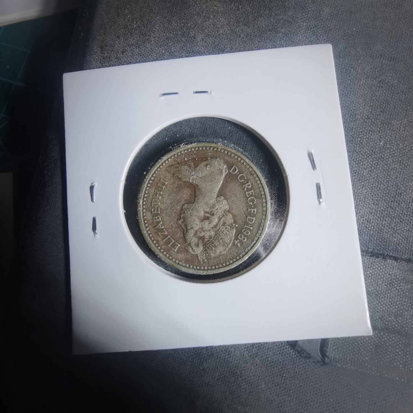 沼泽如烟--第933场 英国1984年一元