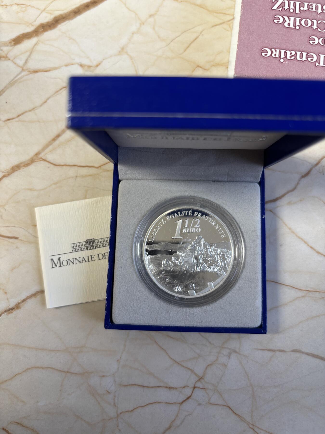 第186期拍卖 法国2005年奥斯特利茨战役200周年纪念银币，900银，22.2克，发行15000枚，有氧化，