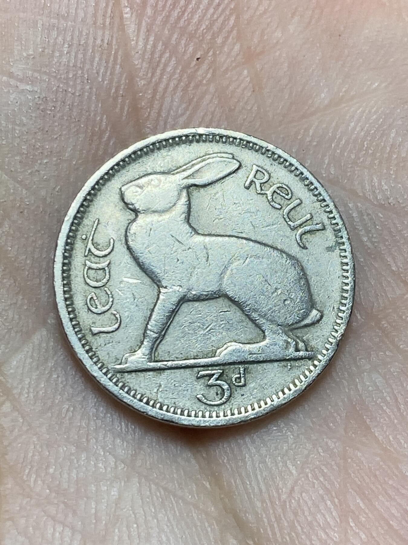 2025年第一百三十六场(总第一百六十二场）外国好品纸夹散币场(免佣金) 稀少特年–爱尔兰🇮🇪1948年3便士(共和国时期第一套第二版)