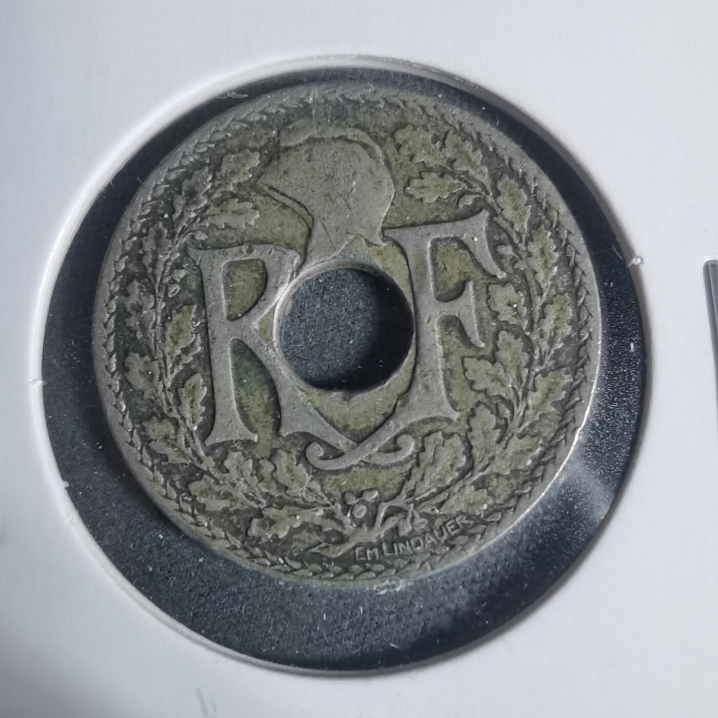 沼泽如烟--第933场 法国1921年25分