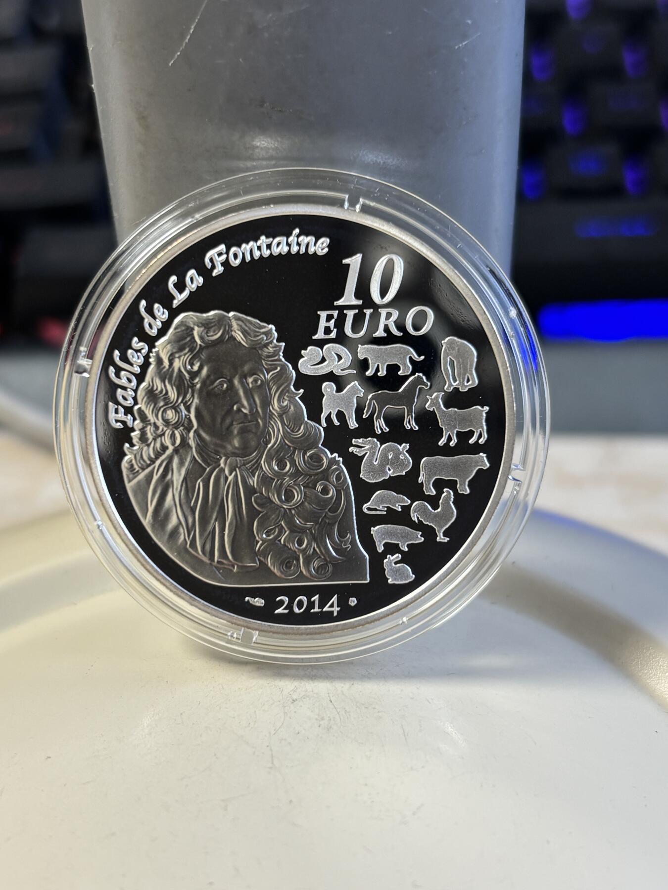 第186期拍卖 法国2014年中国生肖系列9马年精制10欧纪念银币，900银，22.2克，发行10000枚，有氧化