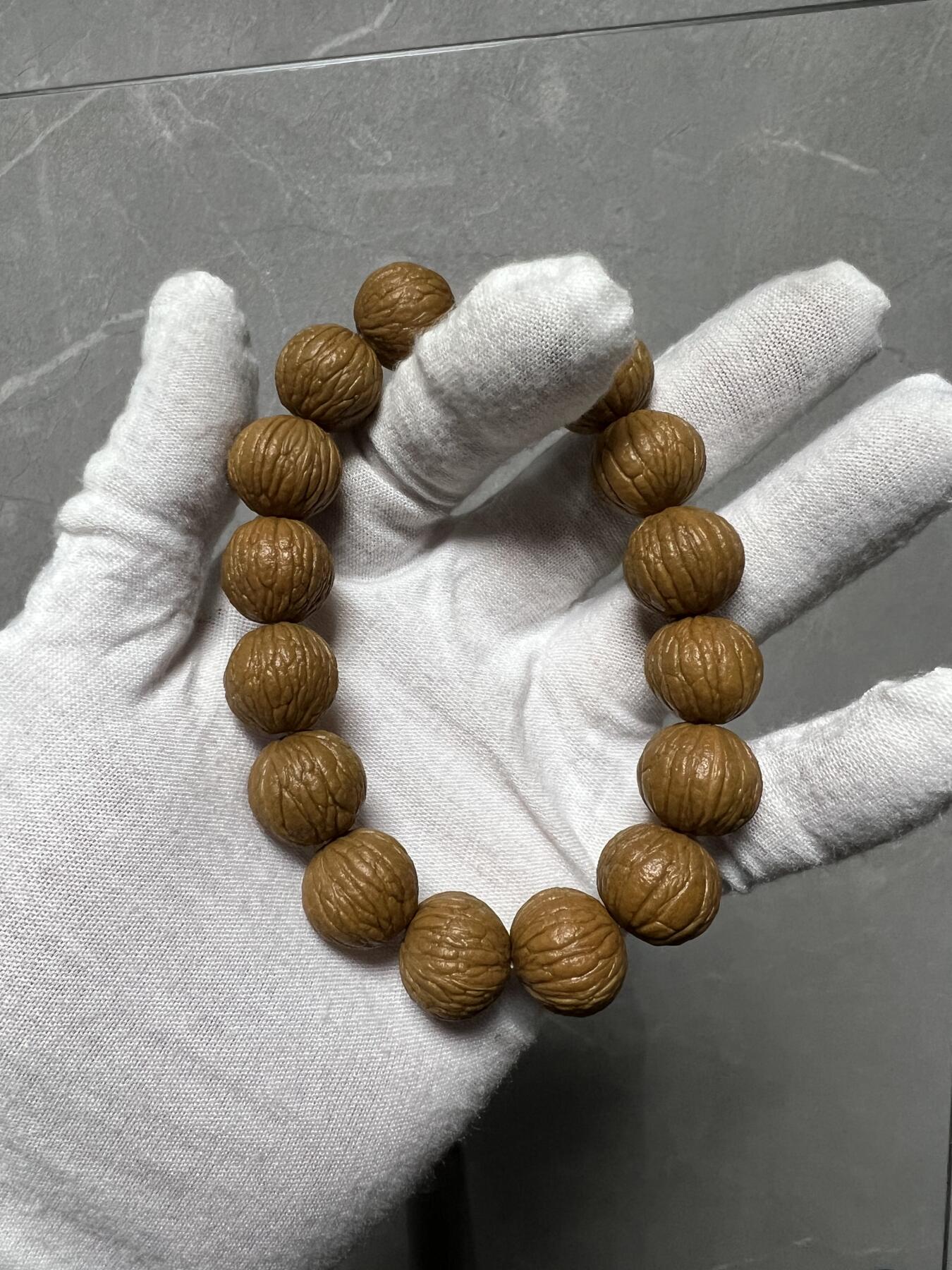 零元拍：W1-7猴头凤羽15.5MM原生态手串，已做打底保养