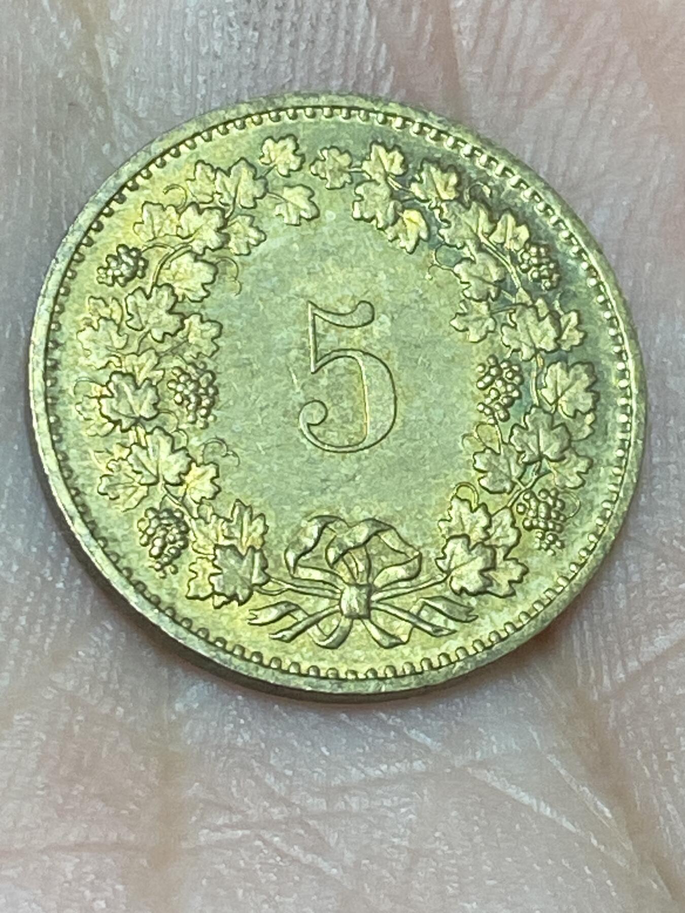 2025年第一百三十六场(总第一百六十二场）外国好品纸夹散币场(免佣金)