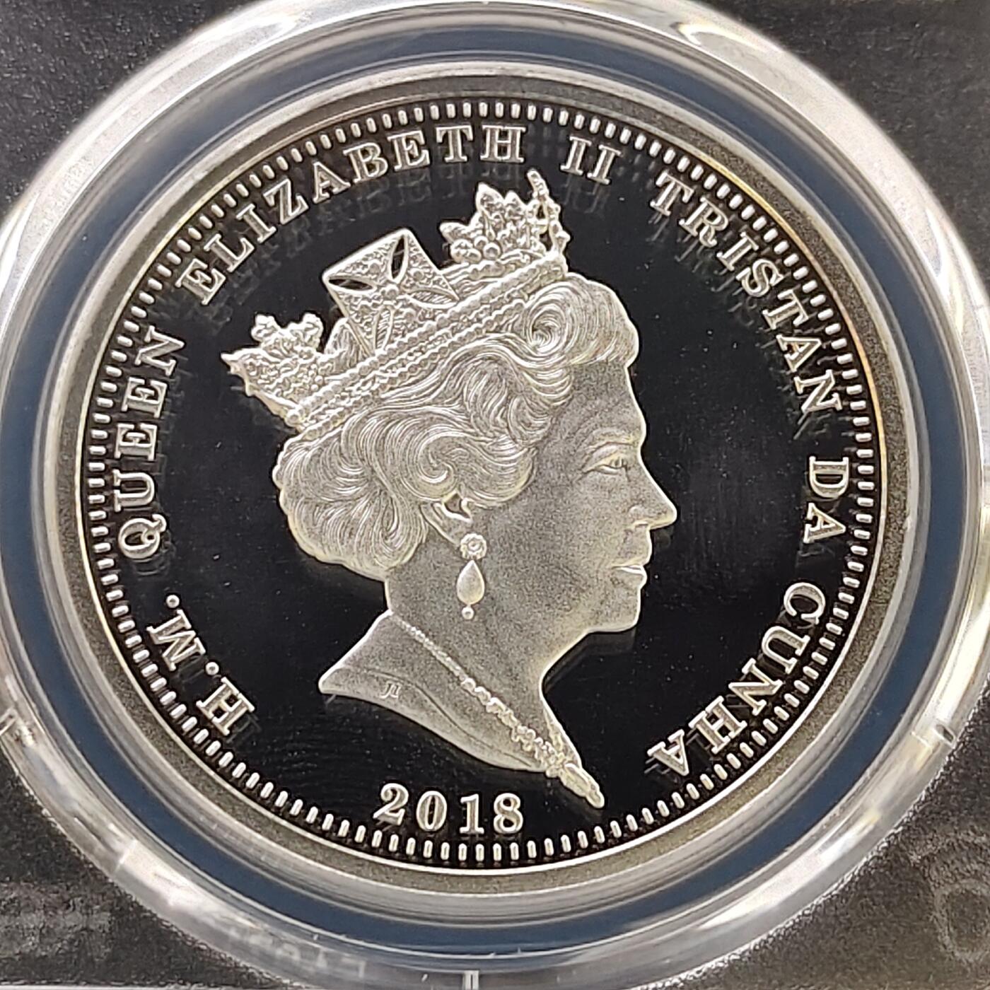 【全场包邮】纯粹捡漏拍487场（免费代拍第24场） 【收藏级·冠军分·少见】英属特里斯坦和达库尼亚2018年1克朗女王加冕65周年精制镀银局部镀金克朗型纪念币-量9999-PCGS PR69 DCAM