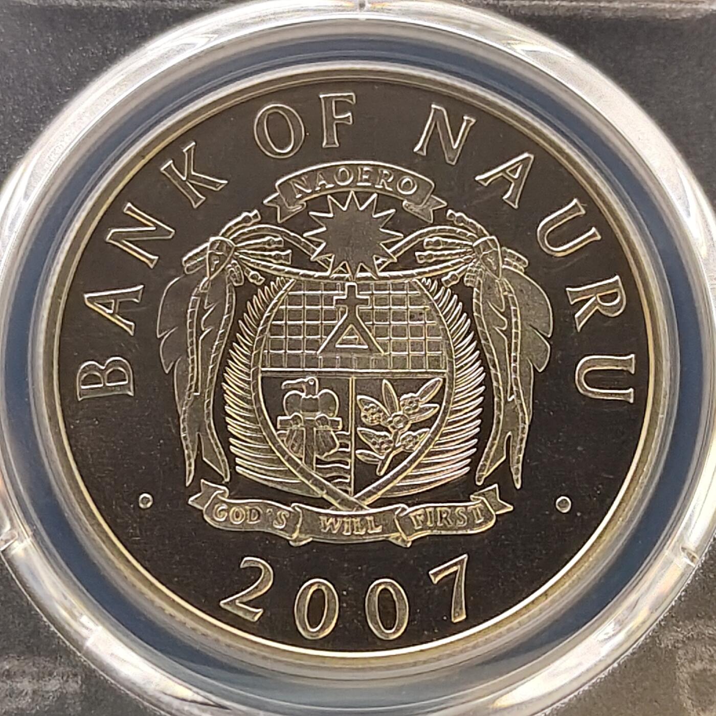 【全场包邮】纯粹捡漏拍487场（免费代拍第24场） 【收藏级·冠军分】瑙鲁2007年1元女王钻石婚精制克朗型纪念币-PCGS PR68 DCAM