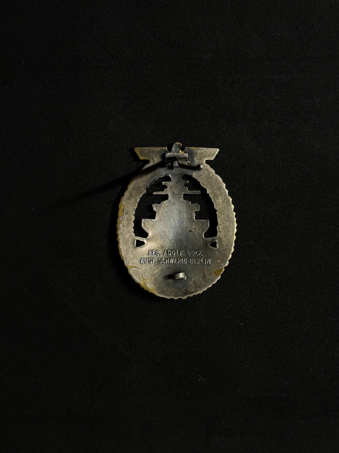 欢庆元旦！戎马世界章牌大赏第109期元旦大拍 德国二战公海舰队勋章，顿巴铜制，海军大厂什莫林场造