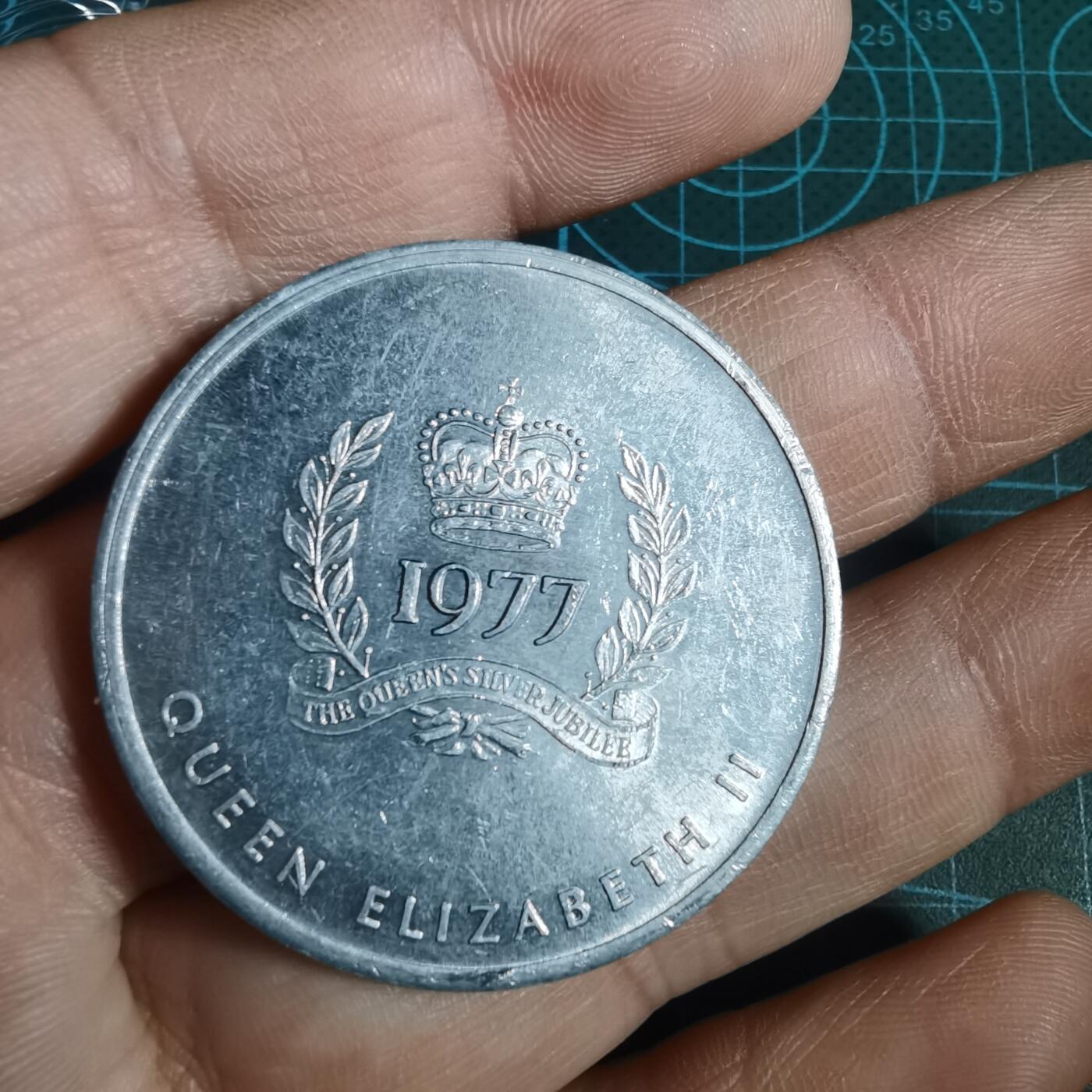 沼泽如烟--第933场 加拿大1977年纪念章