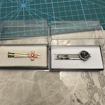 蒂克钱币-第52场 日本勋章徽章 专场 - 日本十字会和SVC领带夹两枚