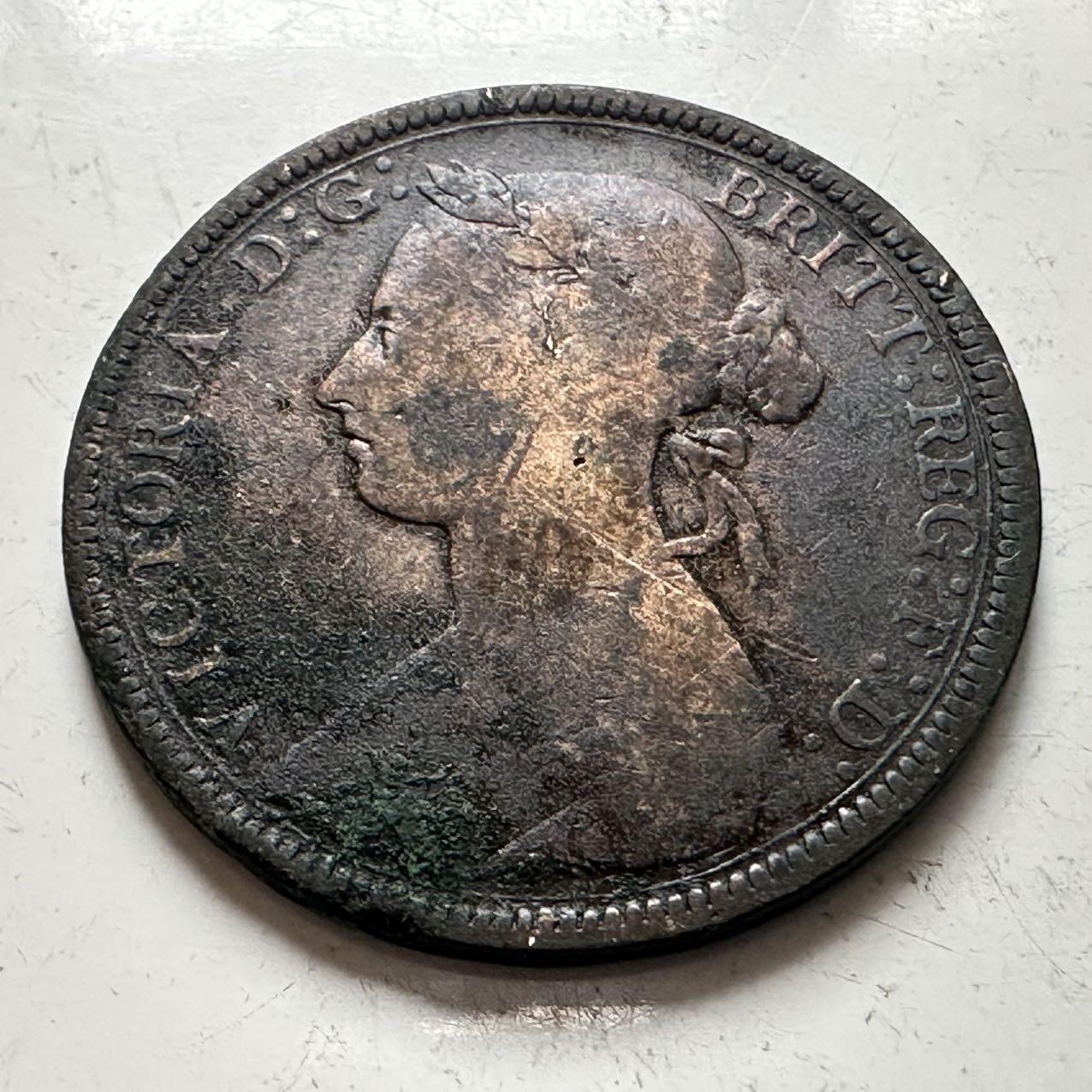 🌹外币初藏🌹🐯2025年第141场  每周二四六晚8️⃣点 接代拍 英国1884年半便士铜币