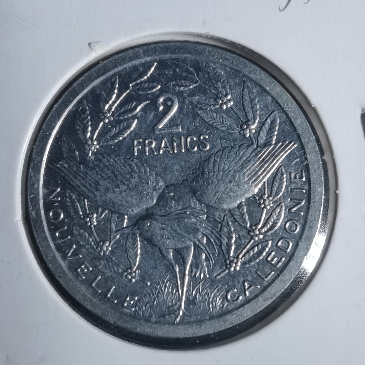 沼泽如烟--第933场 法属新喀里多尼亚1983年2法郎