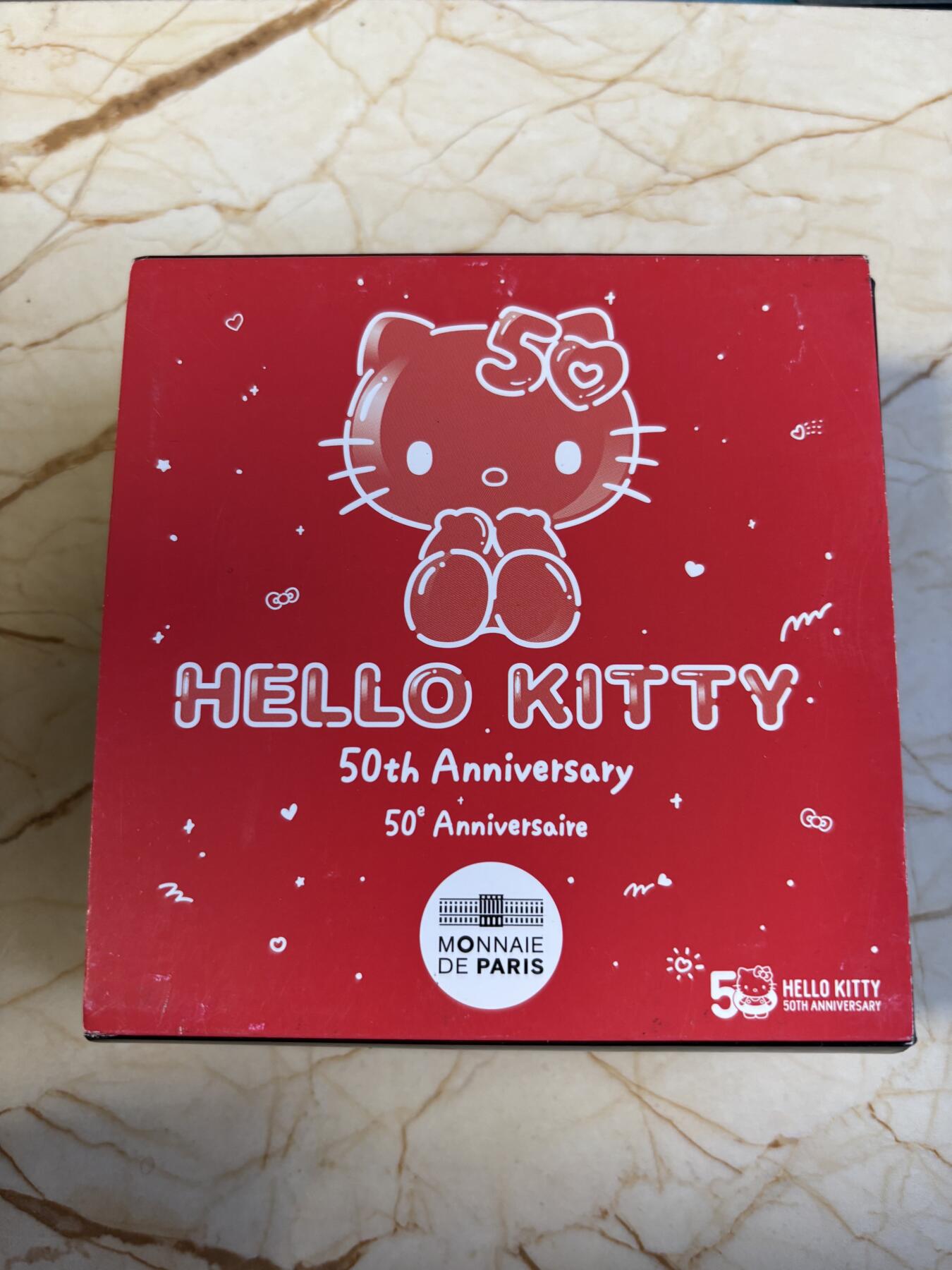 第186期拍卖 法国2024年Hello Kitty50周年纪念银币，999银，22.2克