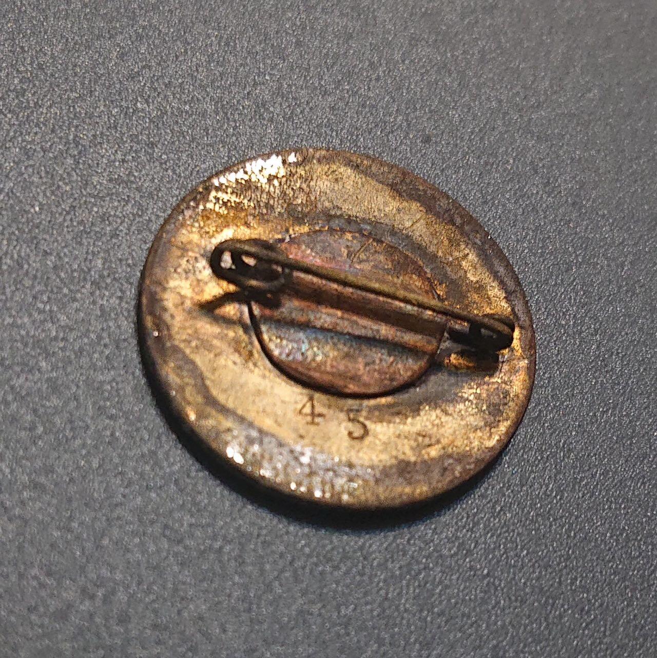 【第叁場】近代勋奖章徽章服饰杂项专场 抗战锄奸—特 工总部警卫旅证章