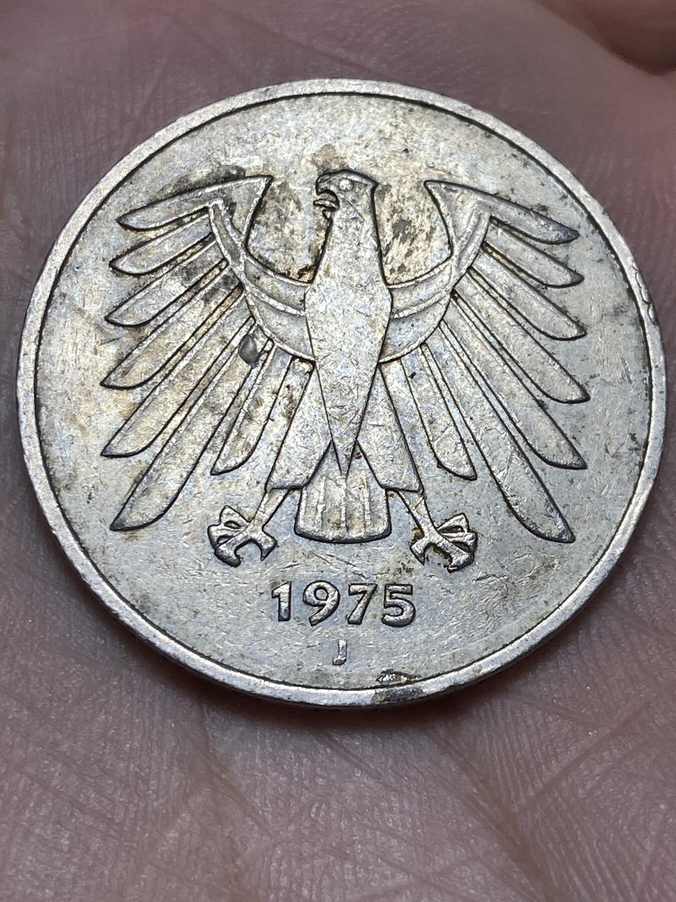 2025年第一百三十六场(总第一百六十二场）外国好品纸夹散币场(免佣金)