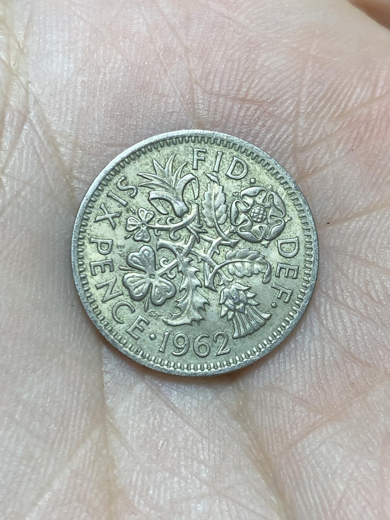 2025年第一百三十六场(总第一百六十二场）外国好品纸夹散币场(免佣金)