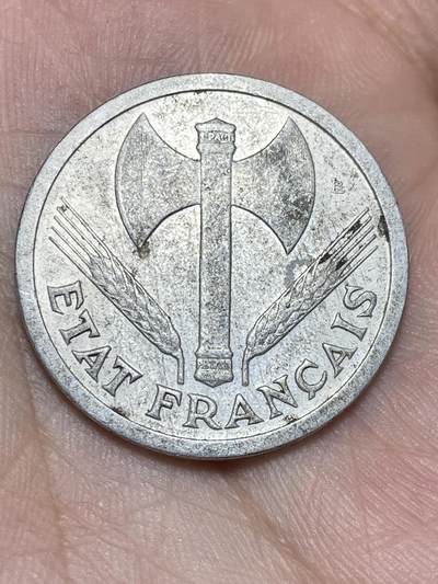 2025年第一百三十六场(总第一百六十二场）外国好品纸夹散币场(免佣金) - 法国1943年2法郎(维希傀儡政府时期，首发年仅发行2年)